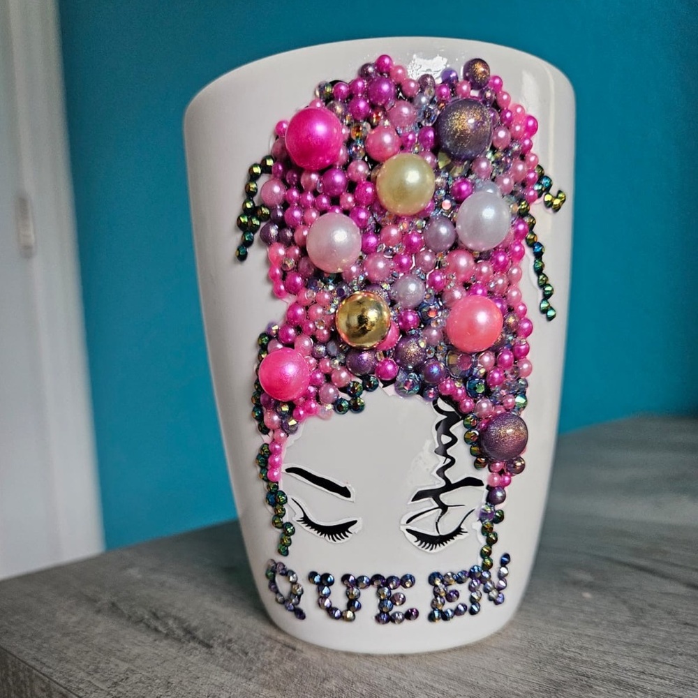 Cups - Picture 2 of 4